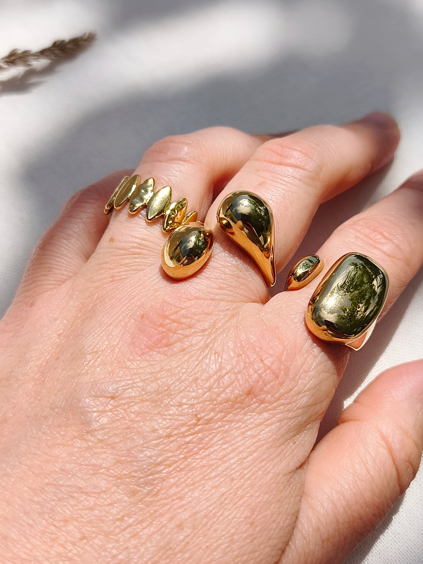 Bague gouttes dorées