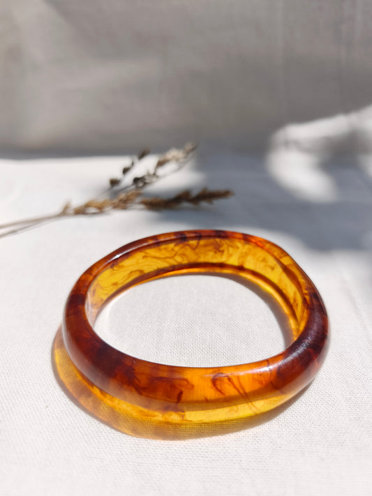 Jonc fermé en résine colorée marron
