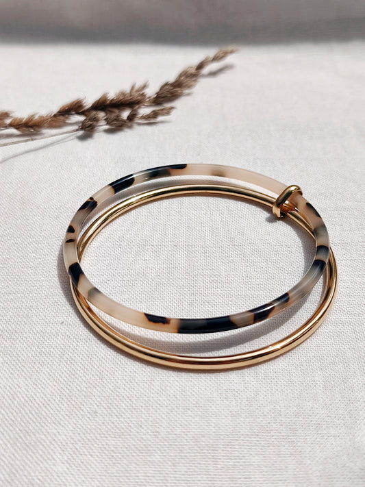 Bracelet Jonc Multi Cercle Doré et Acrylique