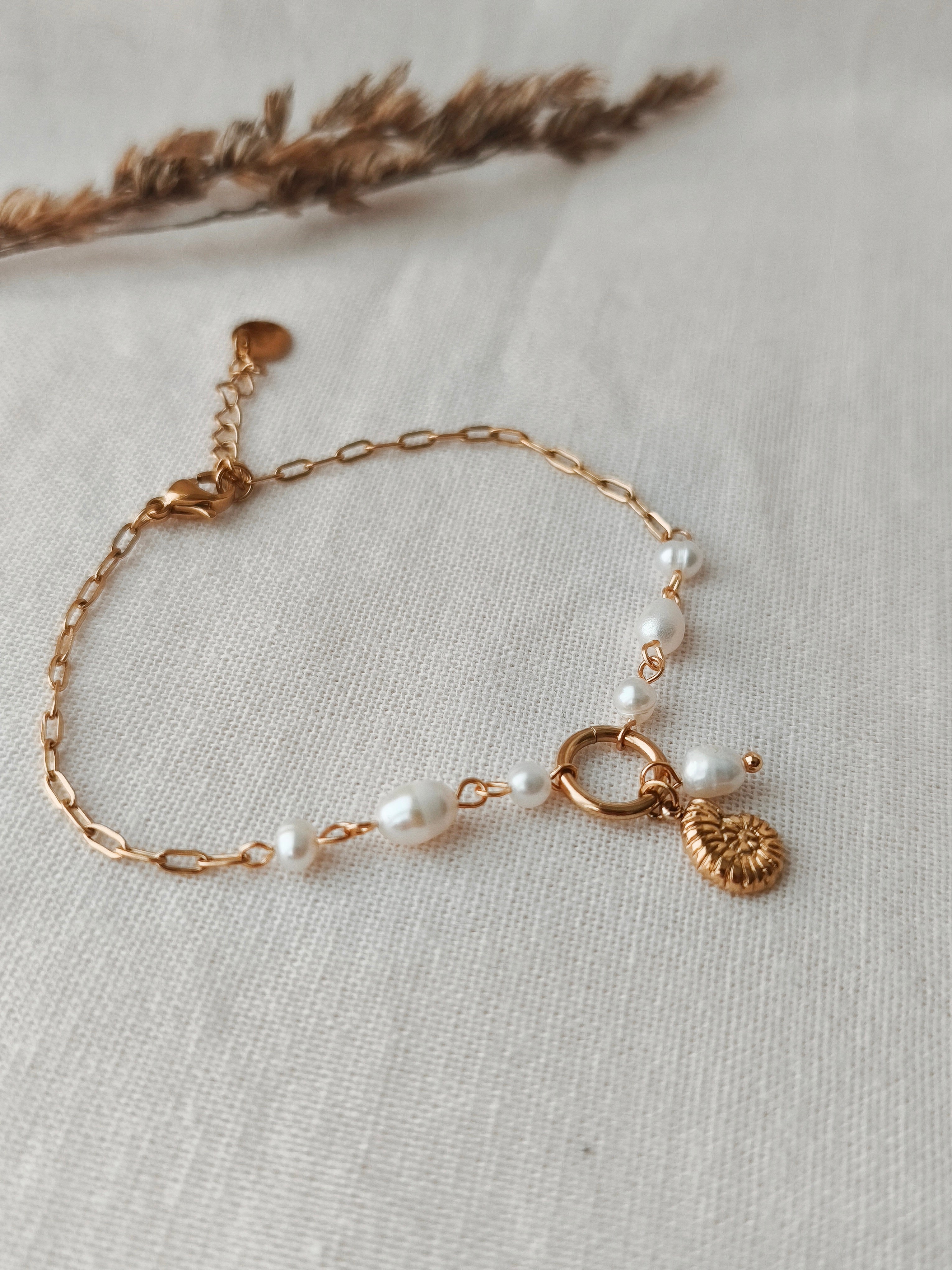 Bracelet perles et coquillage